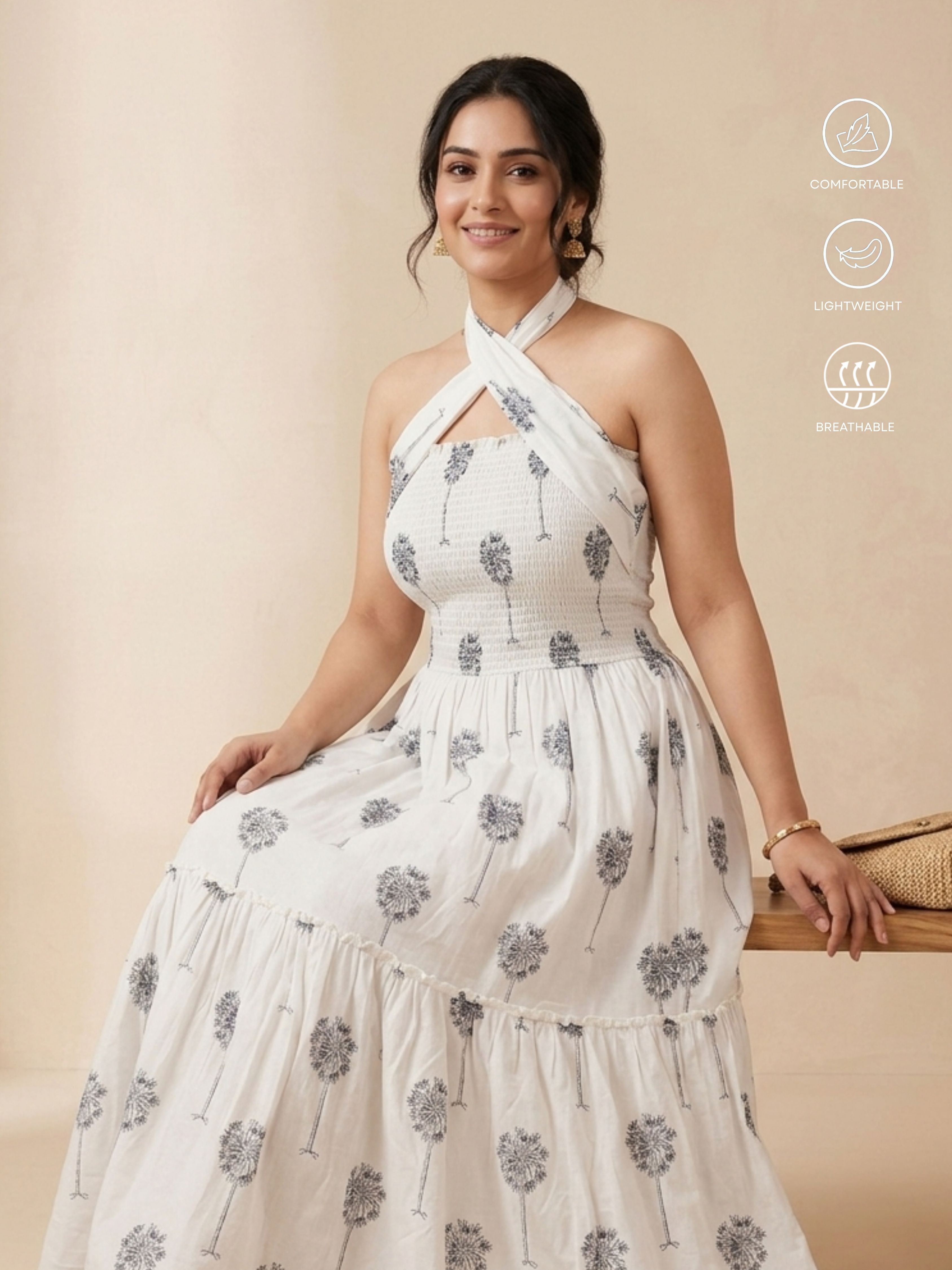 White Bobbin Elastic Dress