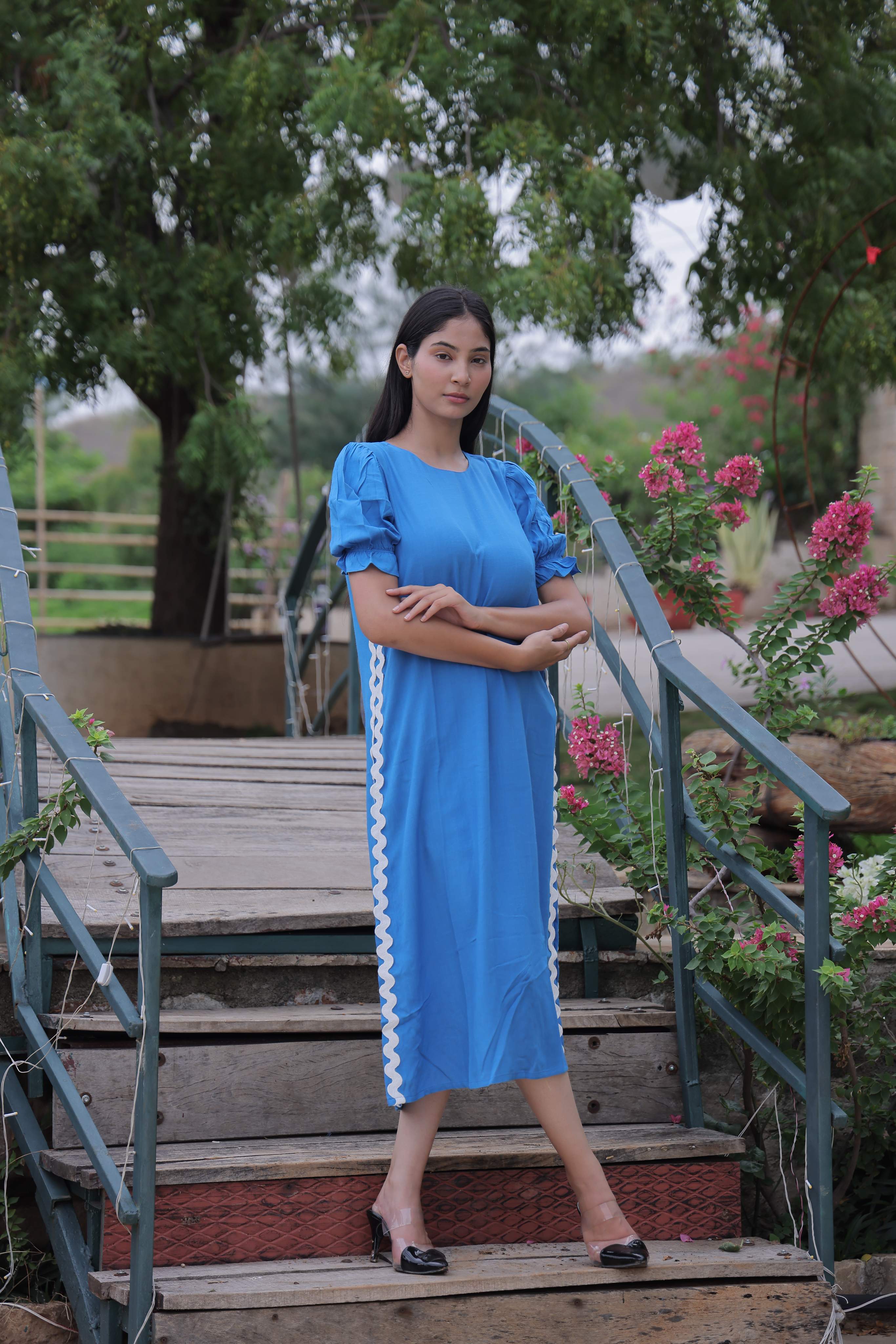 Blue Solid Cotton Slub Side Slit Dress